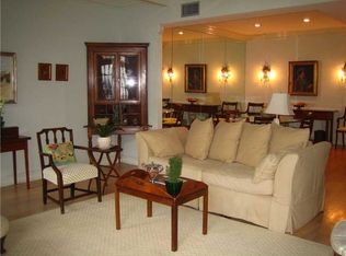 324 Rue Street Peter, Metairie, LA 70005