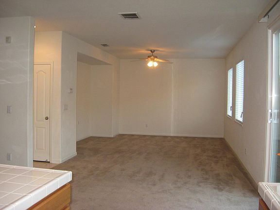 4th image of 2213 Driftwood Park Dr
