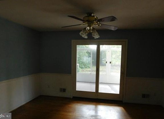 4th image of 517 Applewood Dr