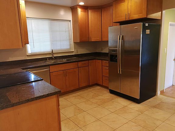 5th image of 3523 Machado Ave