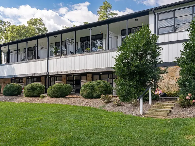130 Old Mill Rd #210 — Photo 12