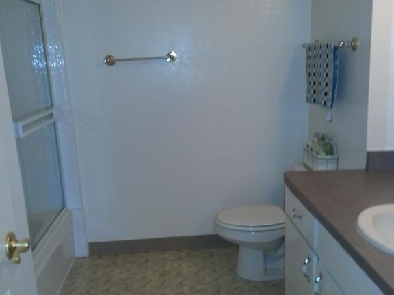 2nd image of 808 Comet Dr #308