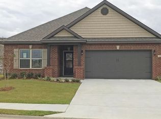 110 Clear Springs Cir, Ocean Springs, MS 39564
