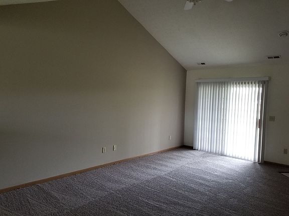 2nd image of 3407 Edison Dr