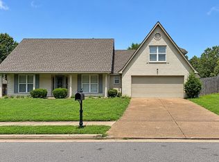 9420 Grove Rd, Cordova, TN 38016