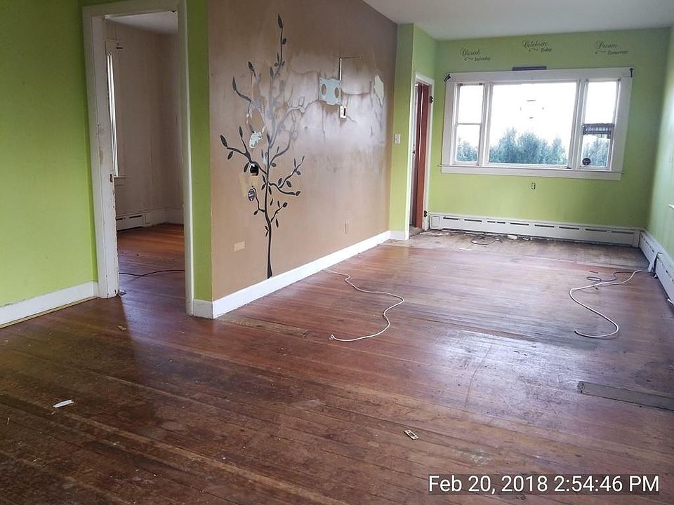 2nd image of 31 Lafayette St