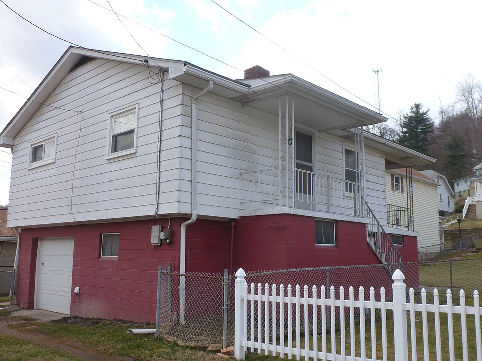 1st image of 68263 Orchard Ave