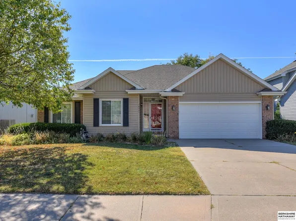 16321 Ames Ave, Omaha, NE 68116