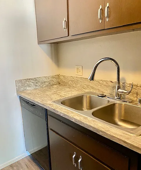 501 Magnolia St #208 — Photo 5