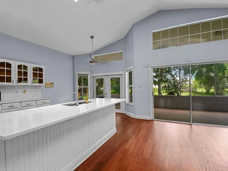 2396 Nightingale Ln — Photo 15