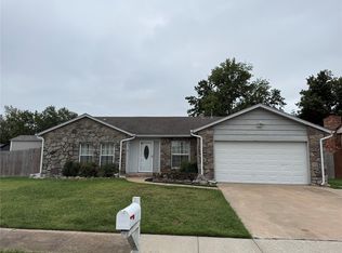 10030 E 28th St, Tulsa, OK 74129