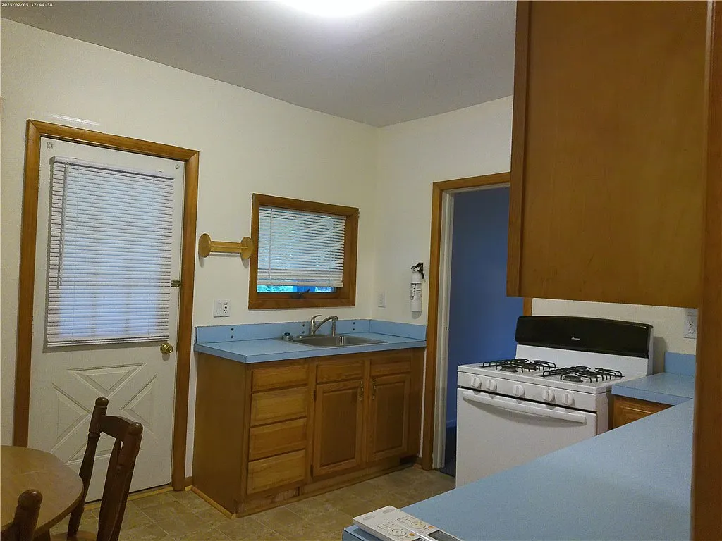 2 bed, 2.0 bath, 1584 sqft, $800 — Photo 3