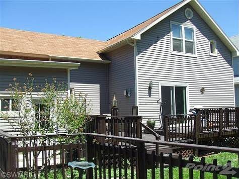 Back of Home showing Deck