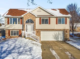 7811 S 34th Street Cir, Lincoln, NE 68516