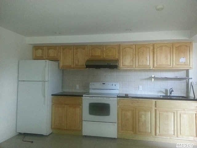 2nd image of 8066 164th St