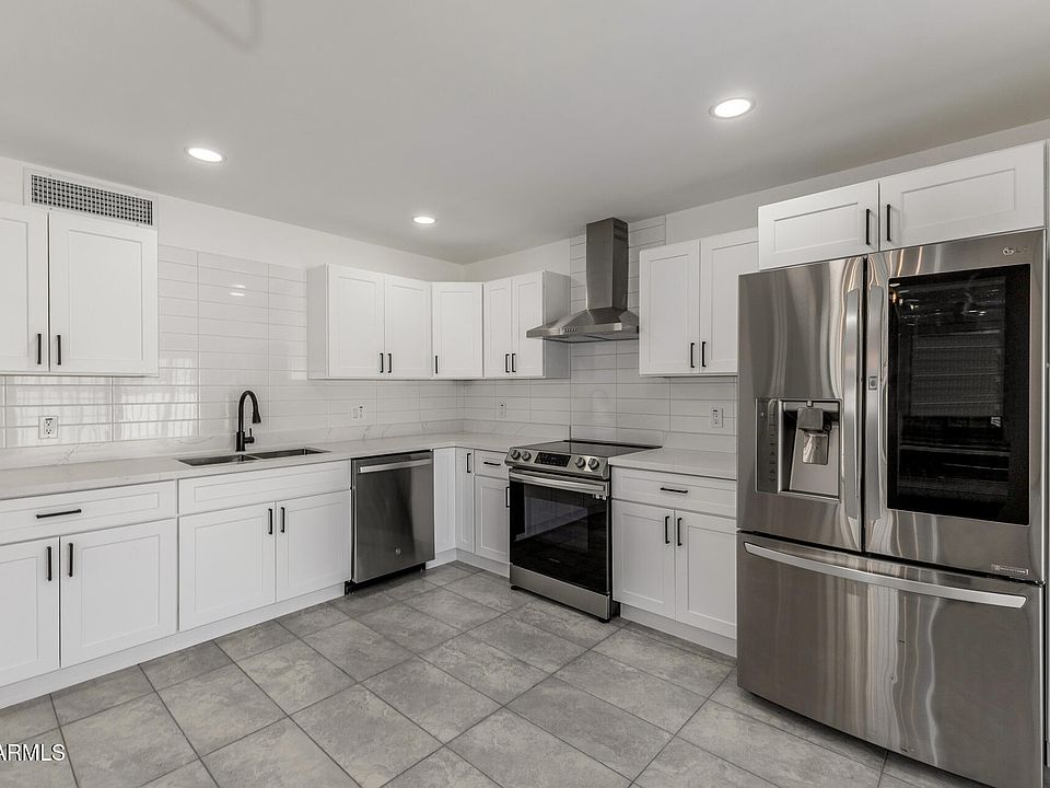 1st image of 4620 E SOUTHERN Avenue