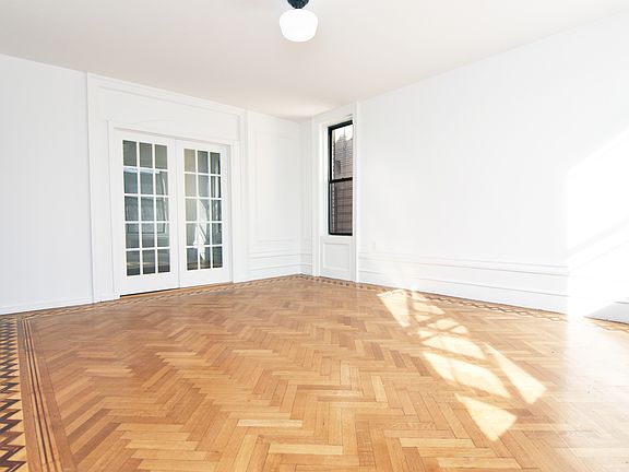 4th image of 3621 Broadway #53A