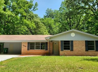 308 Hamilton Rd, Palestine, TX 75801