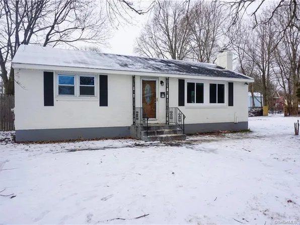35 Lincoln Terrace, Meriden, CT 06451