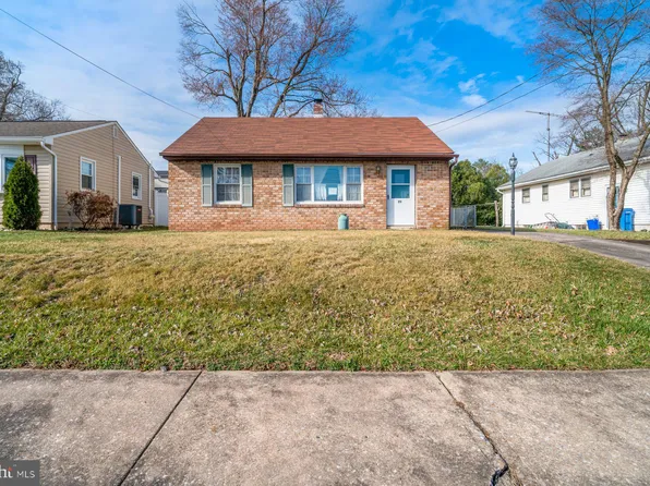 23 Commerce St, Taneytown, MD 21787