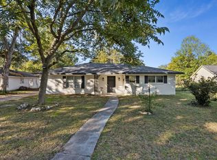 300 Forrest St, Baytown, TX 77520