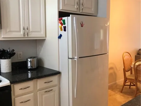 150 Turtle Lake Ct, Naples, FL