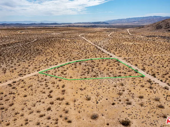 60676 Campanula St, Joshua Tree, CA 92252