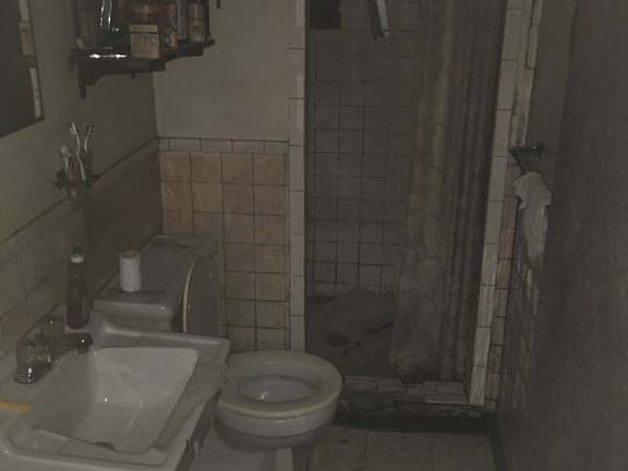 2nd image of 7701 Smalley Ave