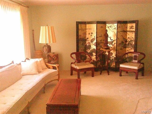 2nd image of 85 Forest Crest Dr