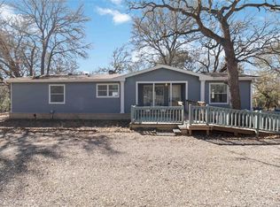 124 Suzanne Dr, Bastrop, TX 78602