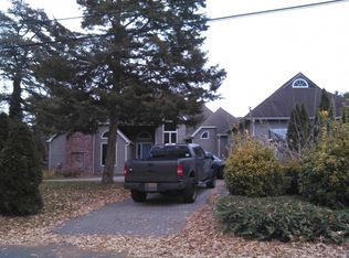 32 Park Ave, Island Heights, NJ 08732