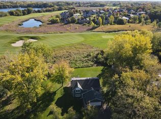 9597 Lakeview Ln, Chaska, MN 55318