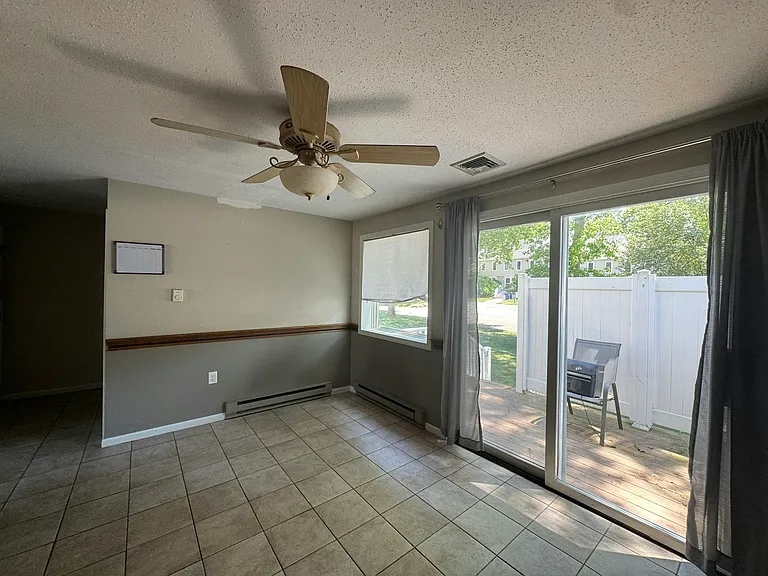 835 Mount Hope St #22 — Photo 9