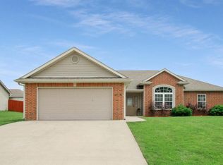 3304 Lost Tree Ter, Columbia, MO 65202