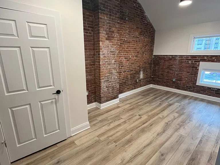 204 High St #4 — Photo 8