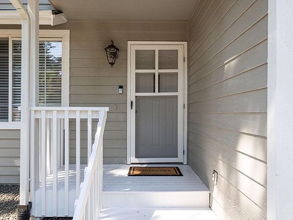 2nd image of 22418 N Clear Lake Blvd SE #22418