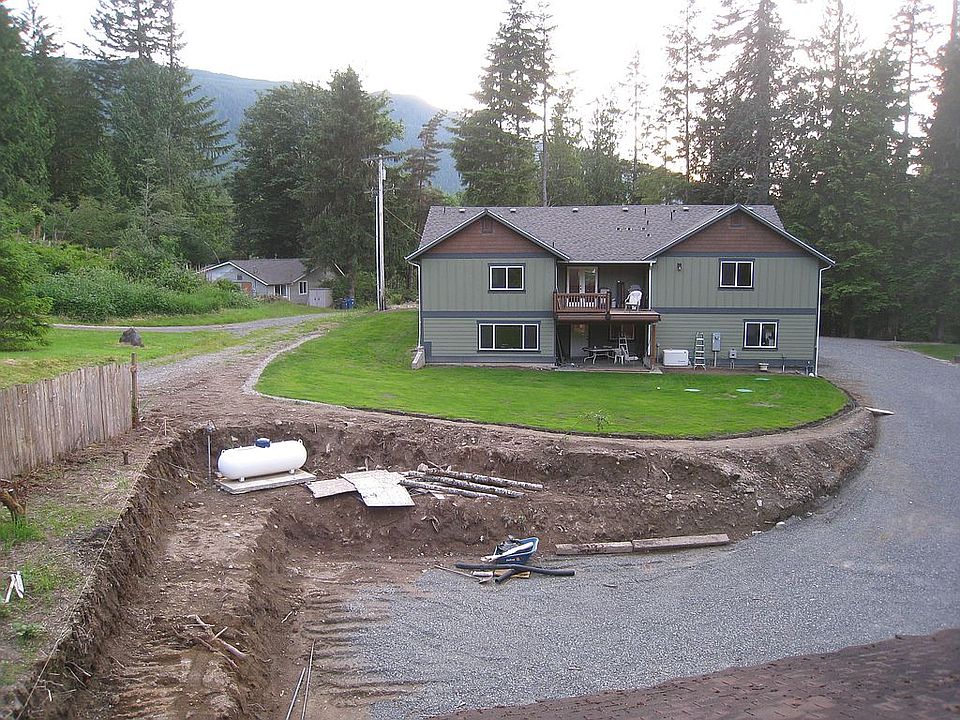 2nd image of 16128 Cedar Falls Rd SE