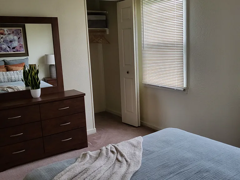 83 Windwood Ct #B — Photo 11