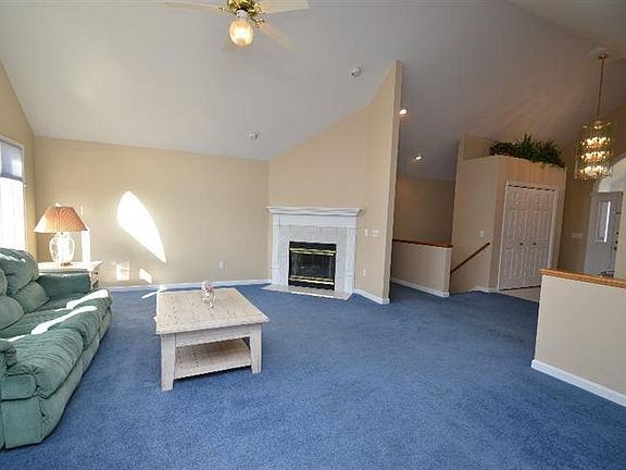 5th image of 12060 Birchhill Dr