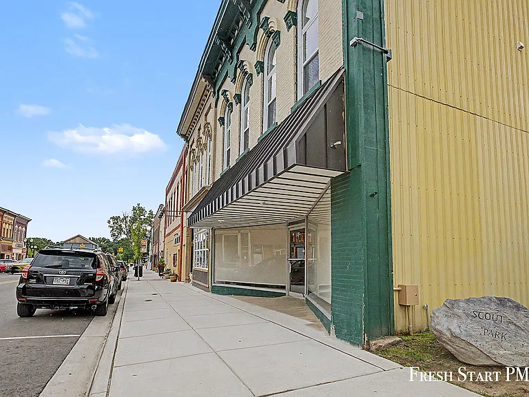 134 Maple St — Photo 24