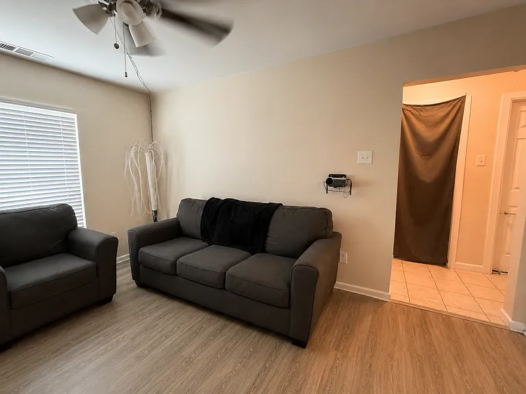 1547 Renner Dr — Photo 6
