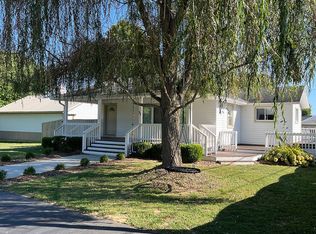 566 E Hillside Ave, Spencer, IN 47460