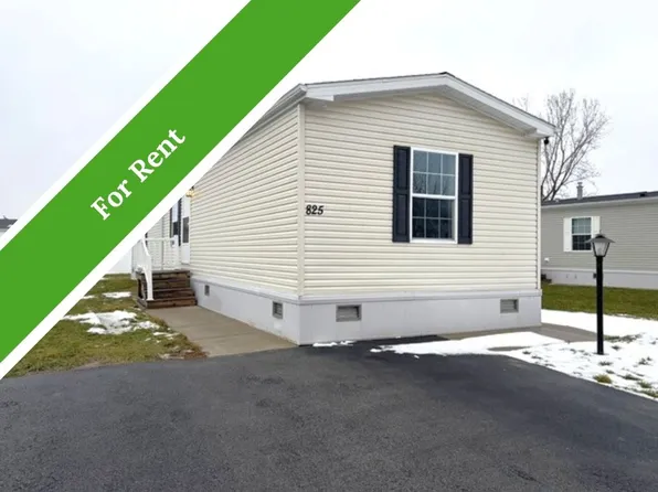 825 Willowbrook Dr #825, Lockport, NY 14094