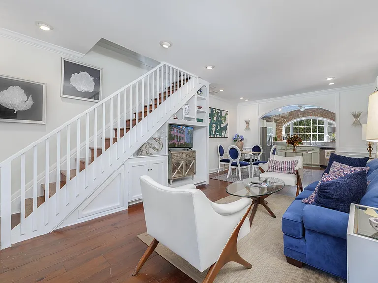 1 Motley Ln — Photo 1