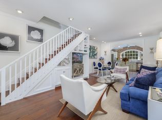 1 Motley Ln, Charleston, SC 29401