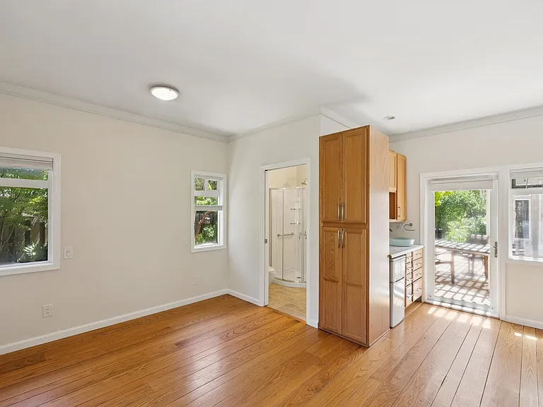 970 Palo Alto Ave — Photo 59