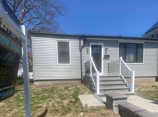 46 Middlesex St, Fall River, MA 02723