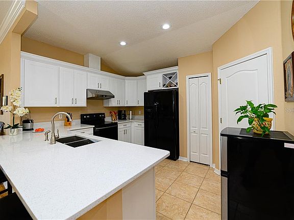 4th image of 5110 Jalisco Ln