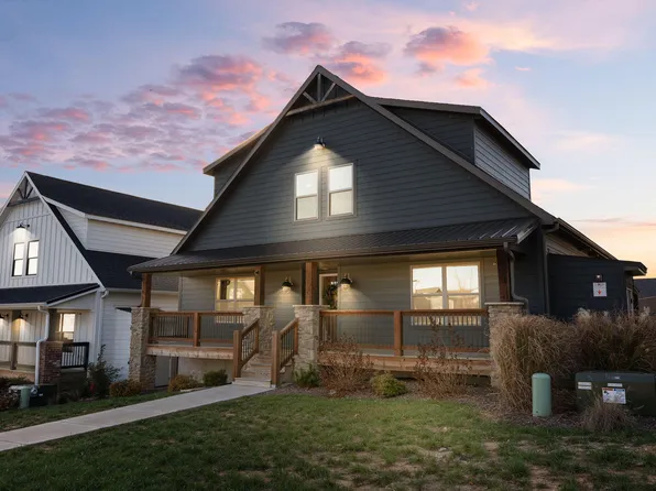 181 Branson Cove Boulevard #61, Hollister, MO 65672