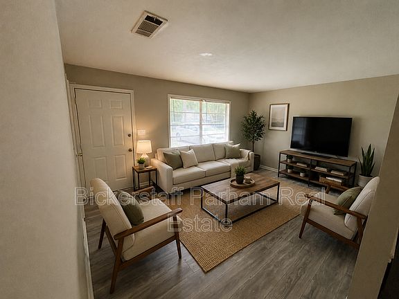 2nd image of 1507 Celia Dr